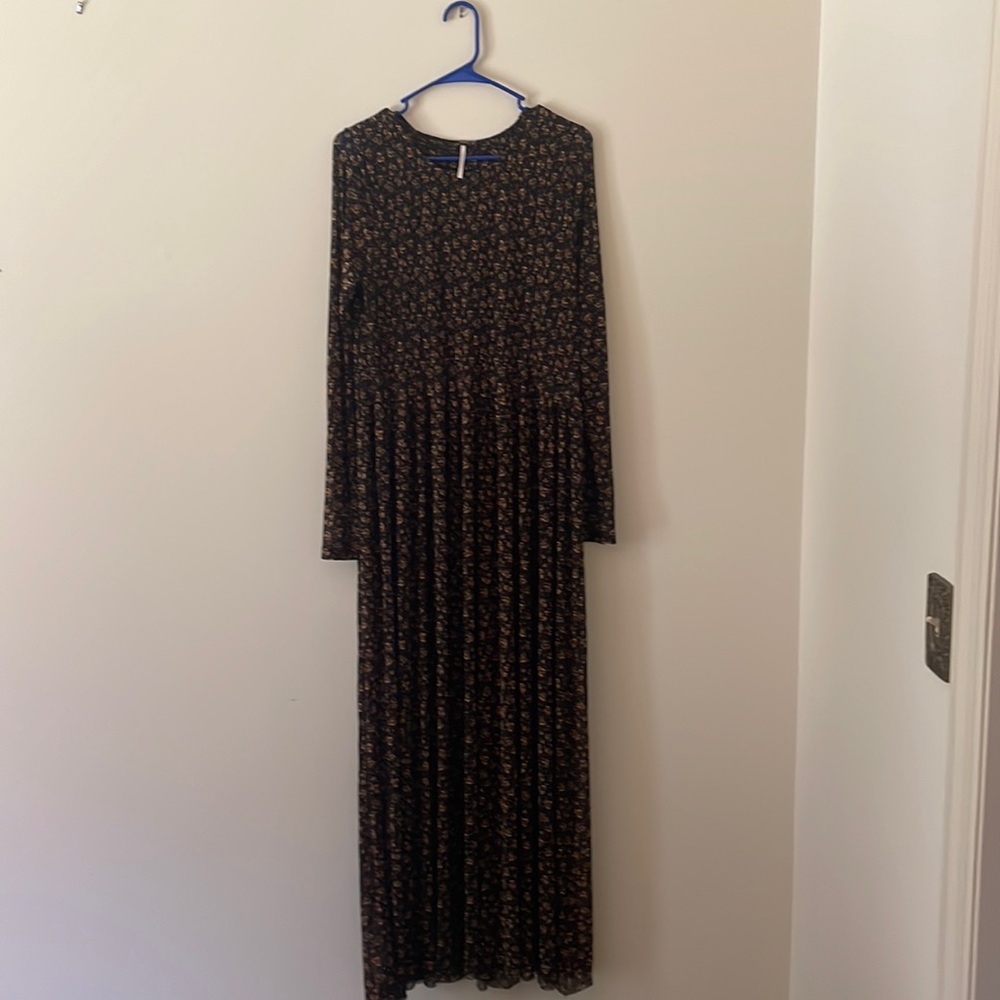Beautiful Black and flower free people dress